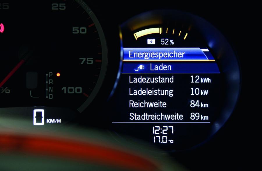  Porsche Boxster E 2011 года  (фото 8 из 17)